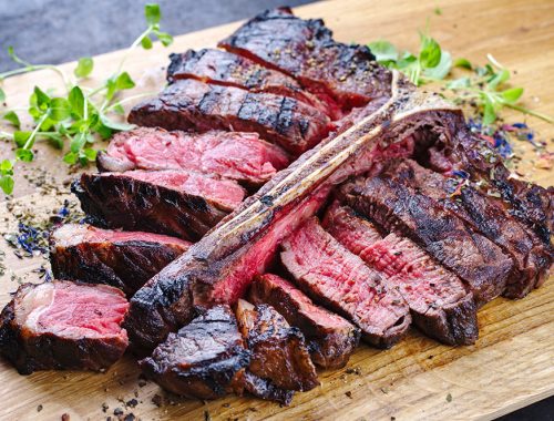 Fiorentina-alla-brace-tagliata-in-fette